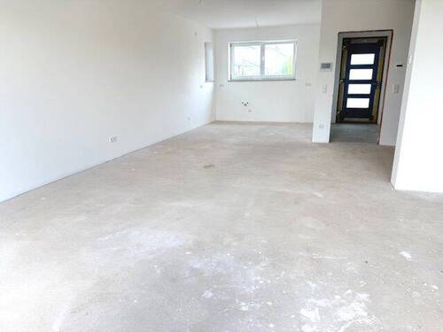 IMG_8802.jpeg - Mehrfamilienhaus, Wohnhaus mit 125,00 m&sup2; in Straubing zum Kaufen