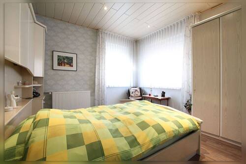 Schlafzimmer im Erdgeschoss - 