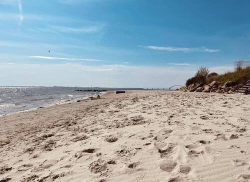 Strand Wulfen Blick auf Brücke - 