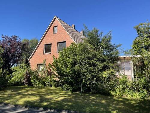 Straßenansicht - 5 Zimmer Einfamilienhaus zum Kaufen in Schortens