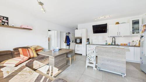 Bild 2 - 3 Zimmer Etagenwohnung zum Kaufen in Nienburg