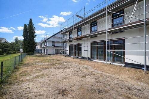 Gartenansicht - Neubau-Reihenhaus kurz vor Innenausbau - Bodenbeläge noch wählbar!