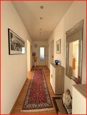 Flur zu den Zimmern - 