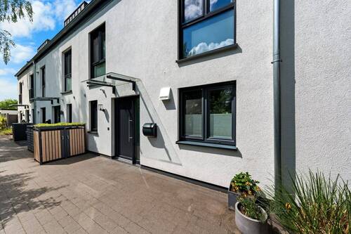Hauseingang - 5 Zimmer Reihenmittelhaus zum Kaufen in Weyhe