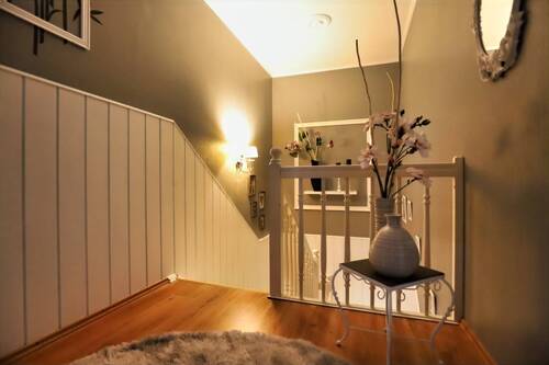 Treppenhaus DHH links - 