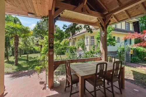 Terrasse - Altbauschatz in Frohnau - 920.000,00&nbsp;EUR Kaufpreis, ca.&nbsp; 159,00&nbsp;m&sup2;&nbsp;Wohnfl&auml;che