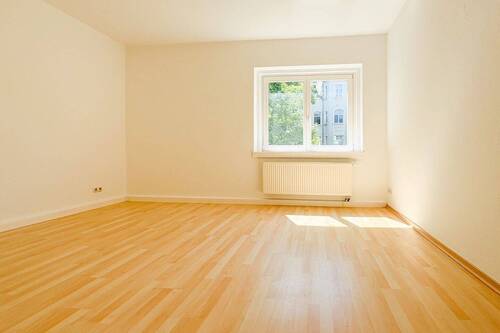 Schlafzimmer - 3 Zimmer Etagenwohnung in Chemnitz