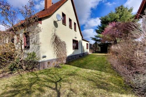 Seitenansicht - 4 Zimmer Doppelhaushälfte zum Kaufen in Wiesenau