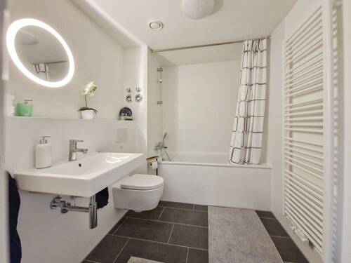 Badezimmer - 3 Zimmer Etagenwohnung in Hamburg / Ottensen