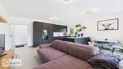 Wohnzimmer - 2 Zimmer Etagenwohnung zum Kaufen in Merzig