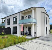 Attraktive Wohnung mit hochwertiger Ausstattung Einbauküche, Wärmepumpe und Fußbodenheizung Wohnen im Speckgürtel von Regensburg - Bernhardswald Pettenreuth