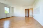 Wohnzimmer_Blick vom Balkon - 
