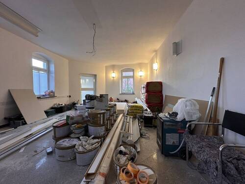 Hier wird derzeit für Sie gearbeitet. - 