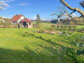 Gartenansicht - 1 Zimmer Mehrfamilienhaus, Wohnhaus in Hahnbach