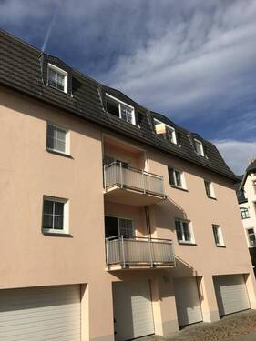 Hausansicht - 2 Zimmer Etagenwohnung zum Kaufen in Mittweida