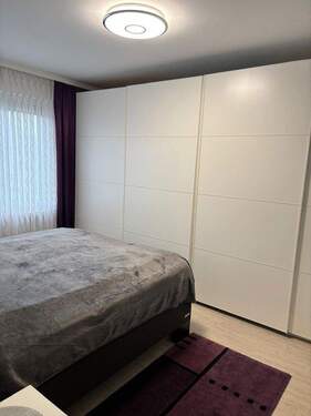 Schlafzimmer - 3 Zimmer Etagenwohnung zum Kaufen in Kaarst
