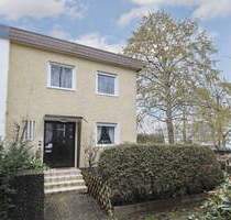 Bezugsfreies Reiheneckhaus mit eigenem Garten & Garage in Leinfelden-Echterdingen!