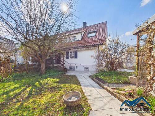 Gartenansicht - Doppelhaushälfte mit 97,00 m&sup2; in Eislingen/Fils zum Kaufen