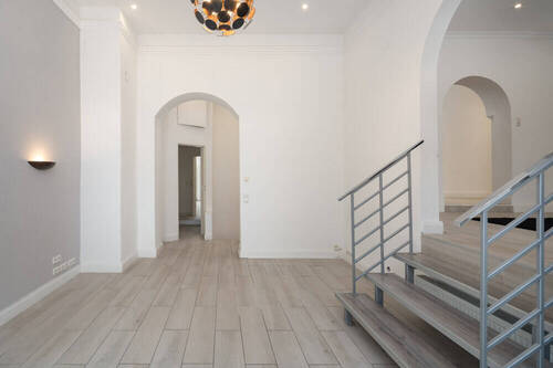 Empfang - Gewerbeobjekt (Büro, Produktion, Verkauf) in München