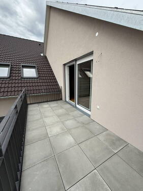 Balkon mit Westausrichtung - Etagenwohnung mit 96,40 m&sup2; in Binzen zur Miete
