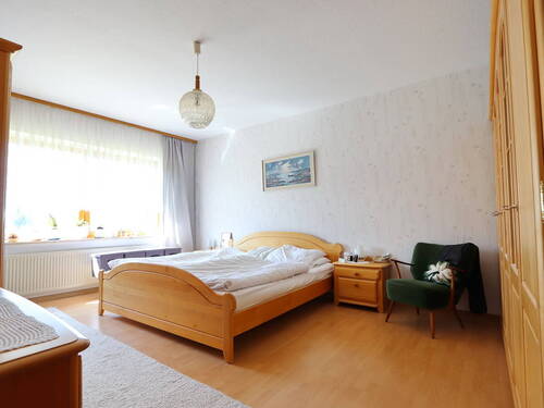 Schlafzimmer EG - 