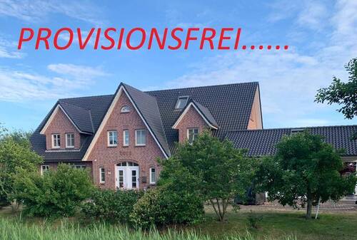 . - Hochwertige Immobilie mit vier separaten Wohnungen (Reetdacheindeckung möglich !)