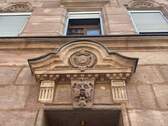 Hausansicht - Top saniert & bezugsfrei: Charmante 2-Zimmer-Wohnung in St. Johannis (provisionsfrei)