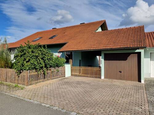 Ihr neues Zuhause - Charmante Doppelhaushälfte in ruhiger Lage