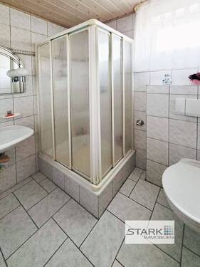 OG Badezimmer Dusche.jpg - 