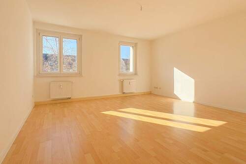 Wohnzimmer - Mietfrei starten oder Gutschein sichern - Frühlingsaktion nutzen!