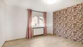 1. OG Schlafzimmer 1 - 