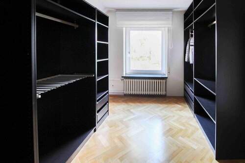 Ankleide/Schlafzimmer - 