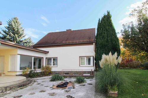 Gartenansicht - 5 Zimmer Einfamilienhaus zum Kaufen in Pulsnitz