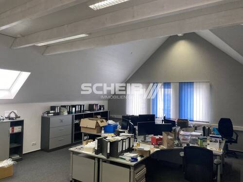 offen gestaltet - Büro mit 358,70 m&sup2; in Crailsheim zur Miete
