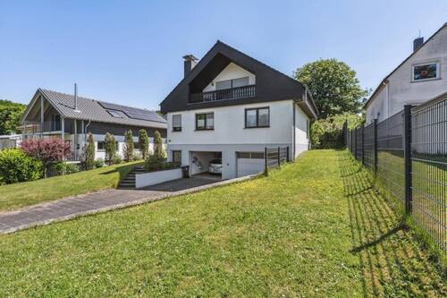 Außenansicht - 1 Zimmer Mehrfamilienhaus, Wohnhaus zum Kaufen in Hofheim am Taunus / Langenhain