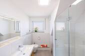 Badezimmer - Etagenwohnung mit 61,50 m&sup2; in Eberdingen zum Kaufen
