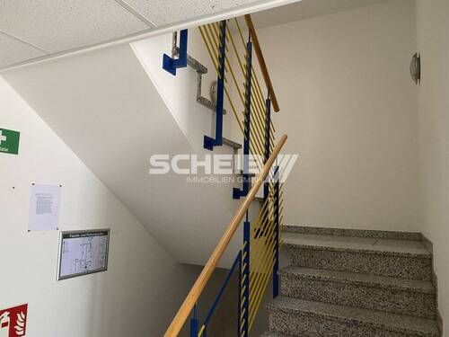 Treppenhaus - Büro mit 26,00 m&sup2; in Gaildorf zur Miete