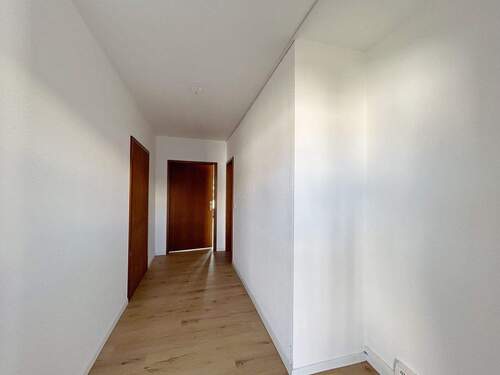 Flur - Büro mit 50,00 m&sup2; in Hofheim am Taunus zur Miete