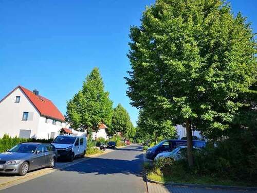 Wohngebietsstraße - 