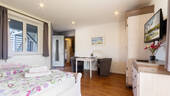 Der moderne Wohn- &Schlafbereich in der Fewo2 - 