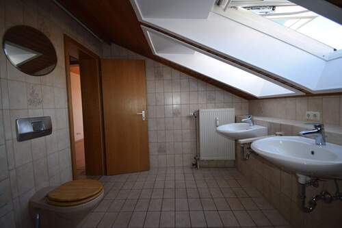 Badezimmer (3).JPG - 