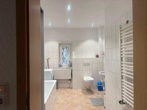 7bc6c114-adcf-49f1-ab45-00c8f55532f1.jpg - 