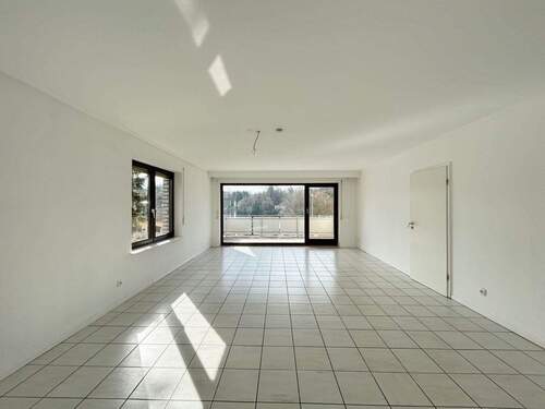 Wohnzimmer OG - Großzügiges Haus mit Garten in ruhiger Wohnlage