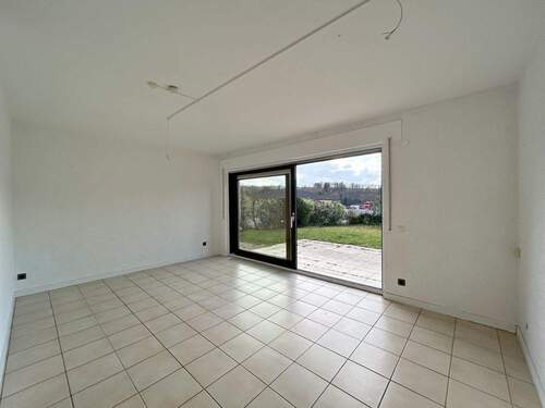 Wohnzimmer EG - 6 Zimmer Einfamilienhaus in Eppstein / Vockenhausen