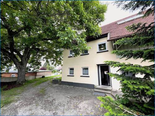 Eingang - 6 Zimmer Einfamilienhaus zum Kaufen in Mengen / Rosna