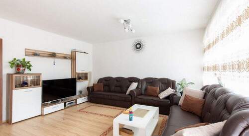 IMG398.jpg - Geräumige 6-Zimmer-Wohnung mit Balkon in Bergisch Gladbach, Hebborn