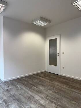 Büro Schräge (4).jpeg - 