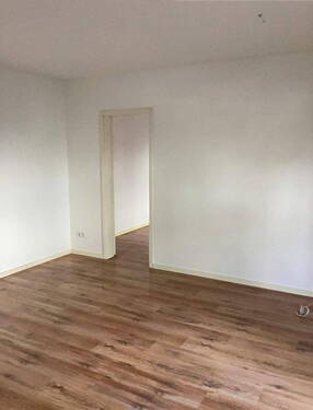 Durchgang zum Schlafzi. - Terrassenwohnung mit 50,70 m² in Hannover zum Kaufen