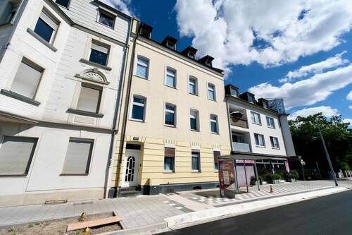 Außenansicht - 1 Zimmer Mehrfamilienhaus, Wohnhaus zum Kaufen in Düsseldorf