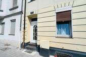 Eingangsbereich - 1 Zimmer Mehrfamilienhaus, Wohnhaus in Düsseldorf